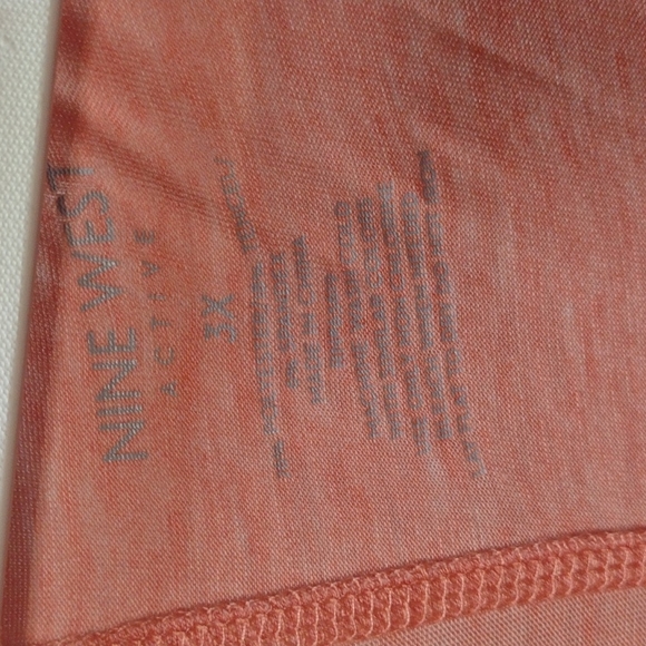 Peach Tank - Picture 2 of 6